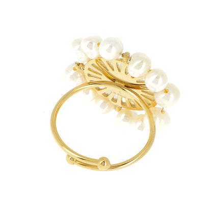 Bague en forme de fleur avec perles d'eau douce