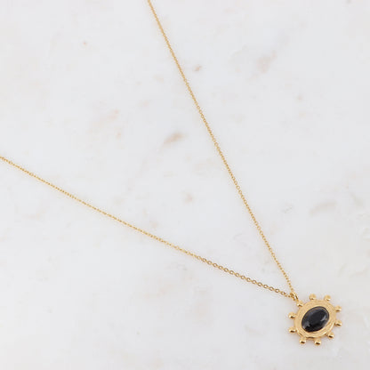 Collier doré avec une pierre onyx 38+7 cm
