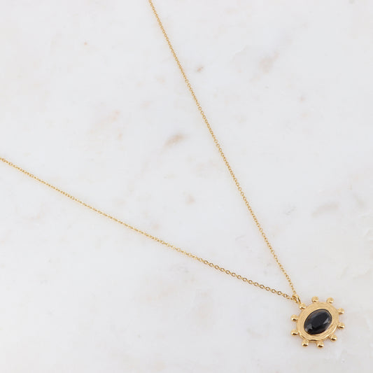 Collier doré avec une pierre onyx 38+7 cm