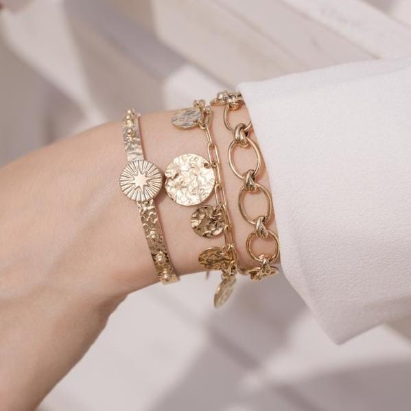 Jonc avec rond étoilé et motifs