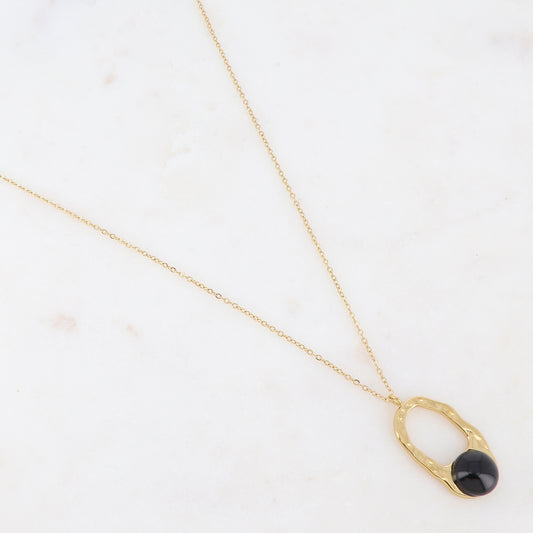 Collier doré avec un anneau et une pierre onyx 44+5 cm