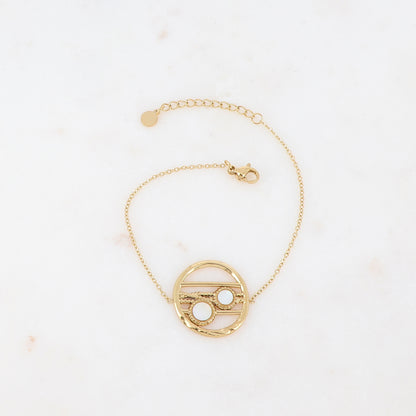 Bracelet avec pièce ronde ajourée - Nacre blanche