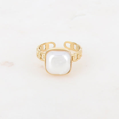 Bague en maille plate ornée d'une pierre carrée - Nacre