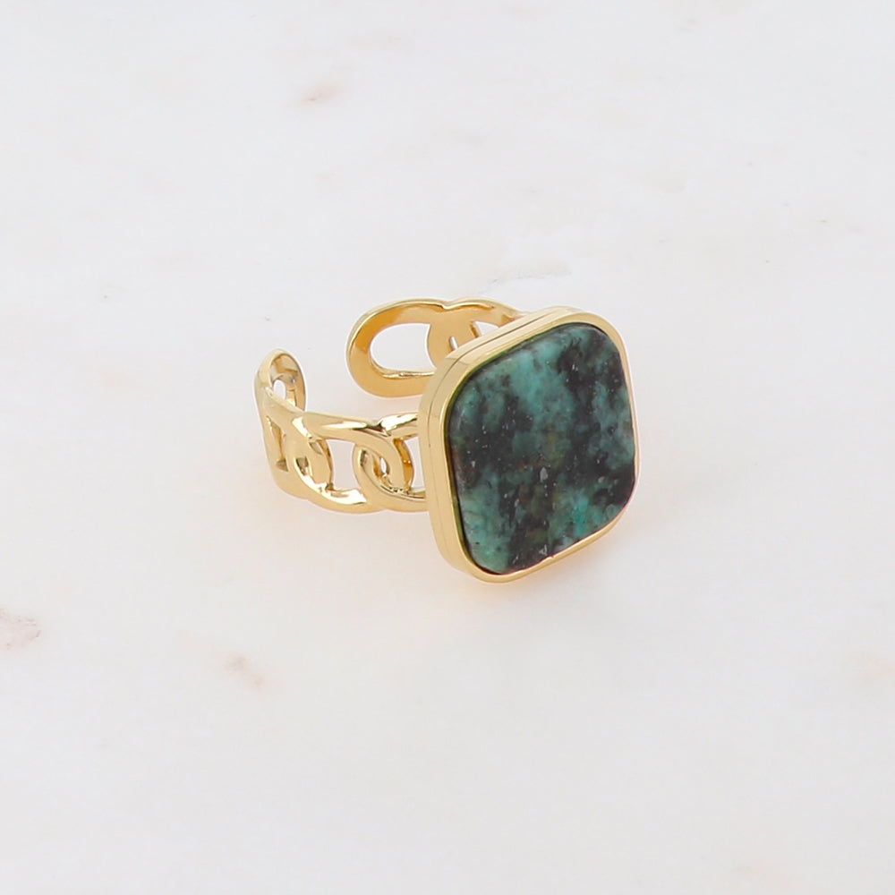 Bague en maille plate ornée d'une pierre naturelle carrée - Turquoise d'Afrique
