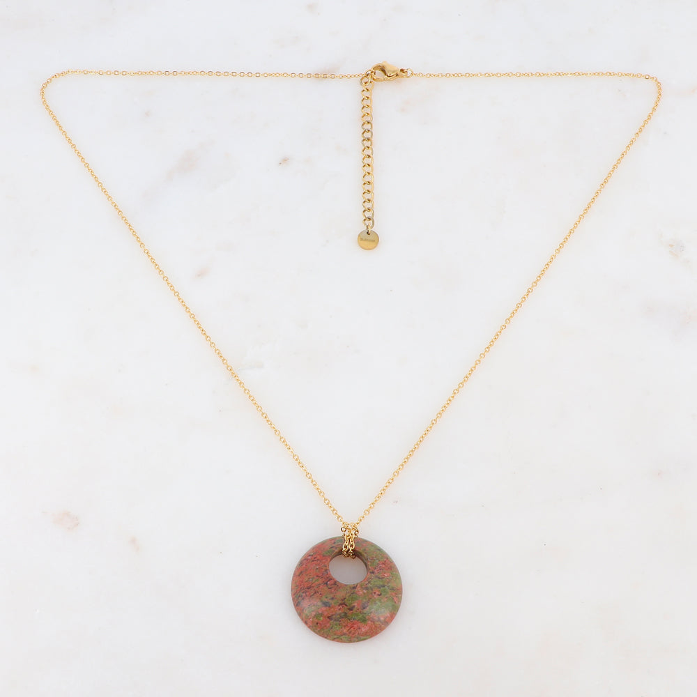 Collier doré avec un pendentif en pierre unakite 47+5 cm