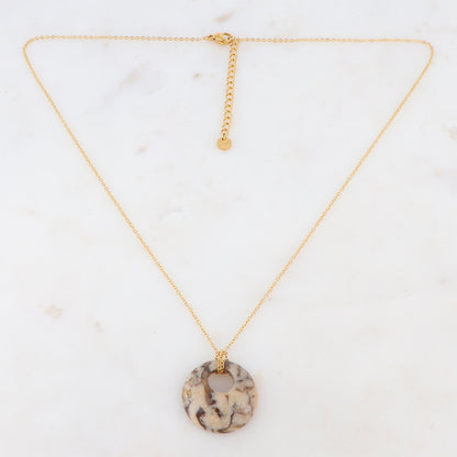 Collier doré avec un pendentif en pierre jaspe 47+5 cm