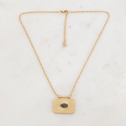 Collier doré avec un pendentif rectangulaire avec un motif fleur et un strass noir 38+5 cm