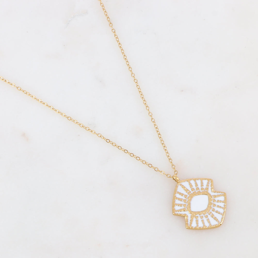 Collier doré avec une pièce graphique émaillée blanche 40+5 cm
BN07640600