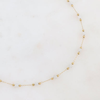 Collier doré avec perles en pierres Agate blanche 41+5 cm