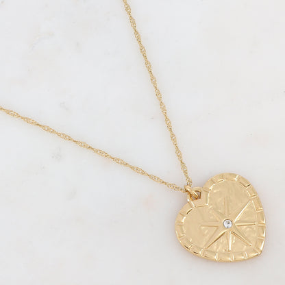 Collier doré avec un pendant cœur orné d'une étoile et d'un strass blanc 40+5 cm