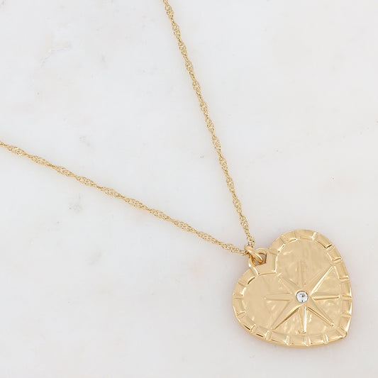 Collier doré avec un pendant cœur orné d'une étoile et d'un strass blanc 40+5 cm