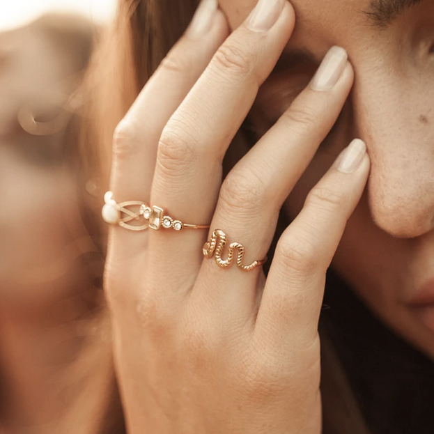 Bague serpent ajustable