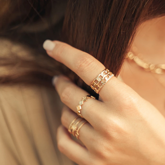 Bague chaîne avec étoiles