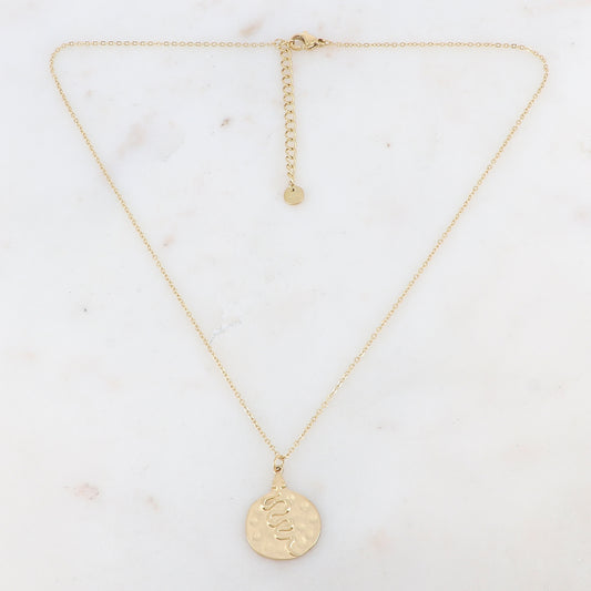 Collier doré avec pendentif martelé motif serpent 41+5 cm