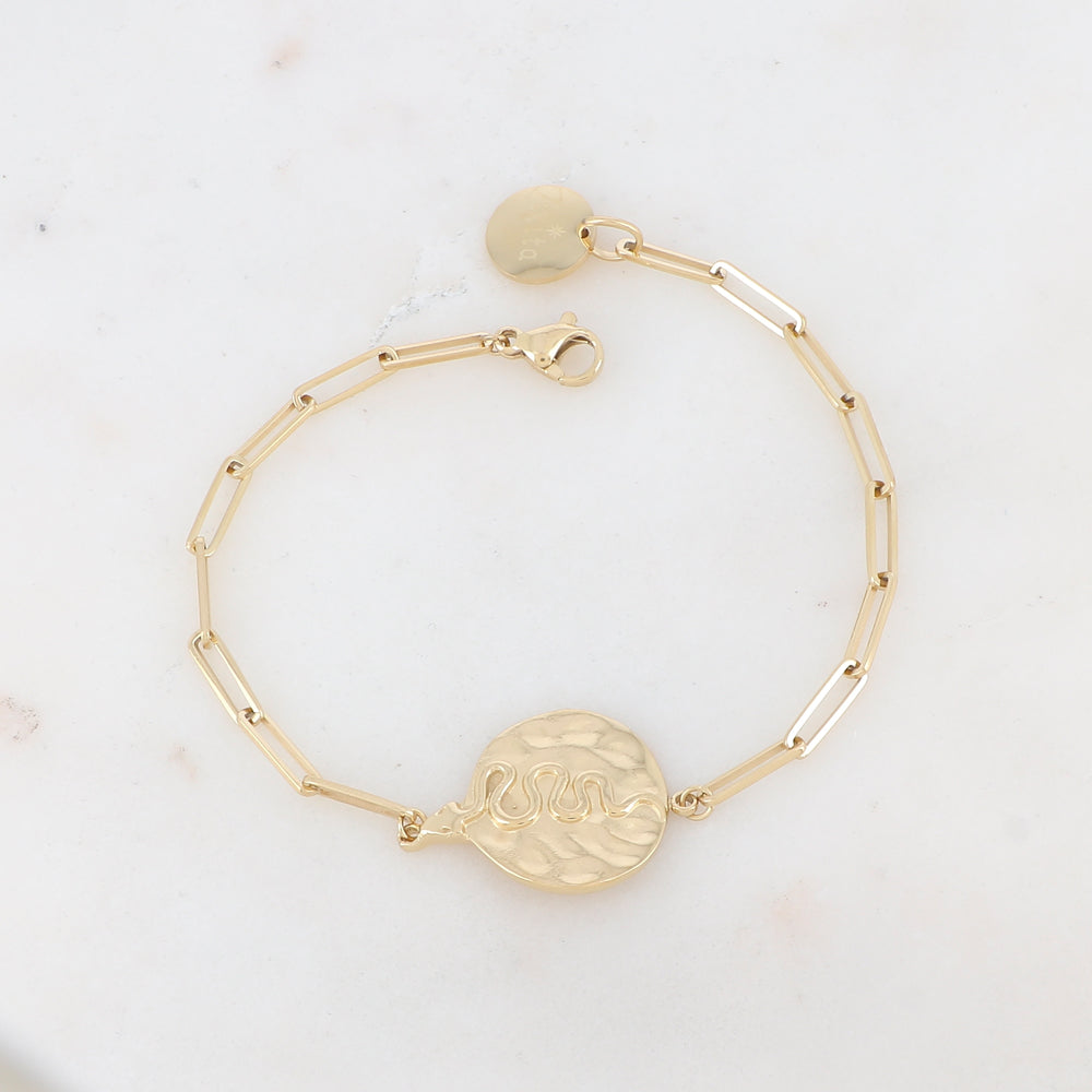 Bracelet avec pendentif martelé motif serpent