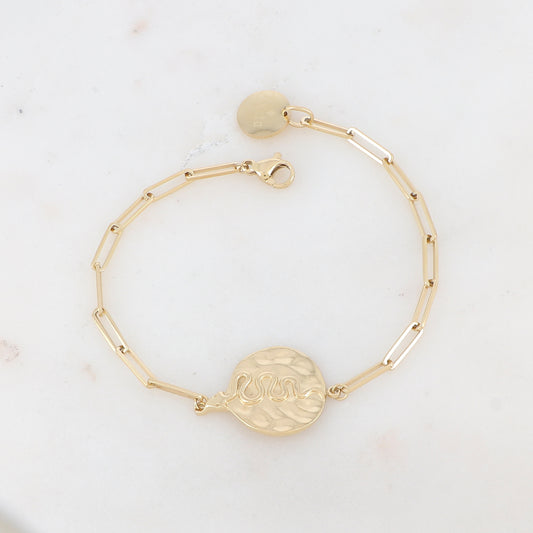 Bracelet avec pendentif martelé motif serpent