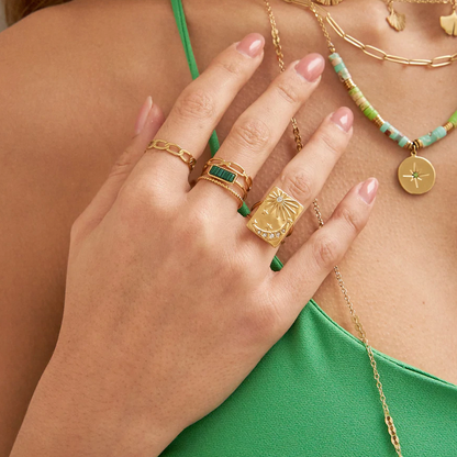 Bague avec soleil, lune, étoile et strass