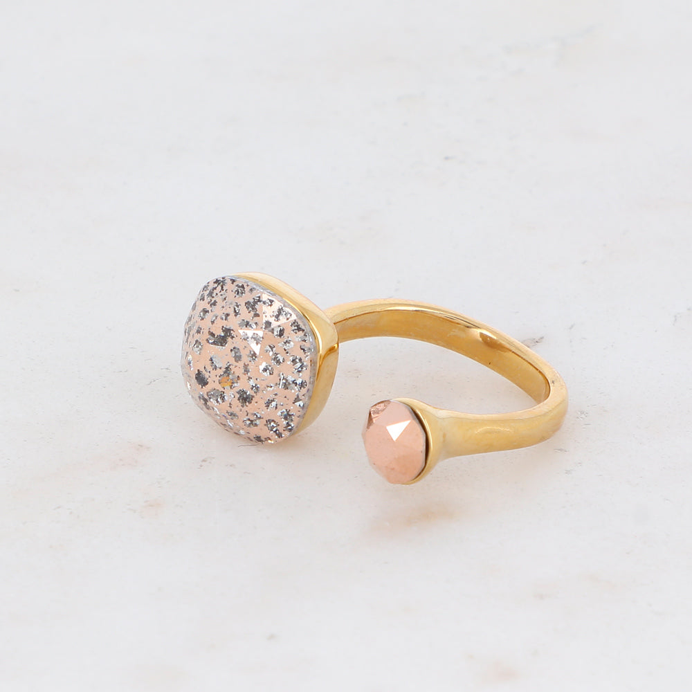 Bague - ornée de 2 cristaux de Swarovski® - Rose patina & Rose gold