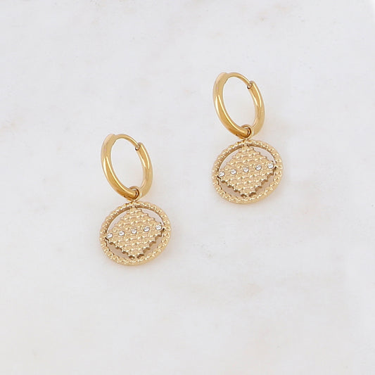 Créoles pendantes rondes ajourées et strass 2,4 cm.