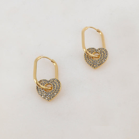 B.O pendantes cœur, strass 1,60 x 3 cm.