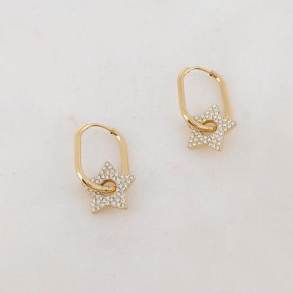 B.O pendantes étoiles, strass 1,60 x 3 cm.