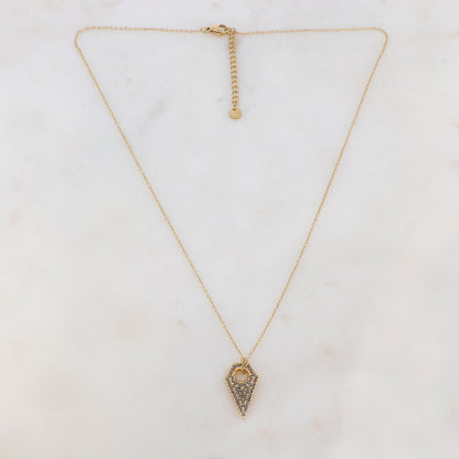 Collier doré avec pendentif en forme de pyramide et hématite 47+5 cm