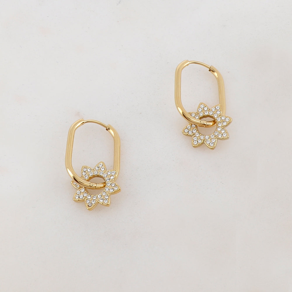 B.O pendantes fleurs, strass 1,6 x 3 cm.
