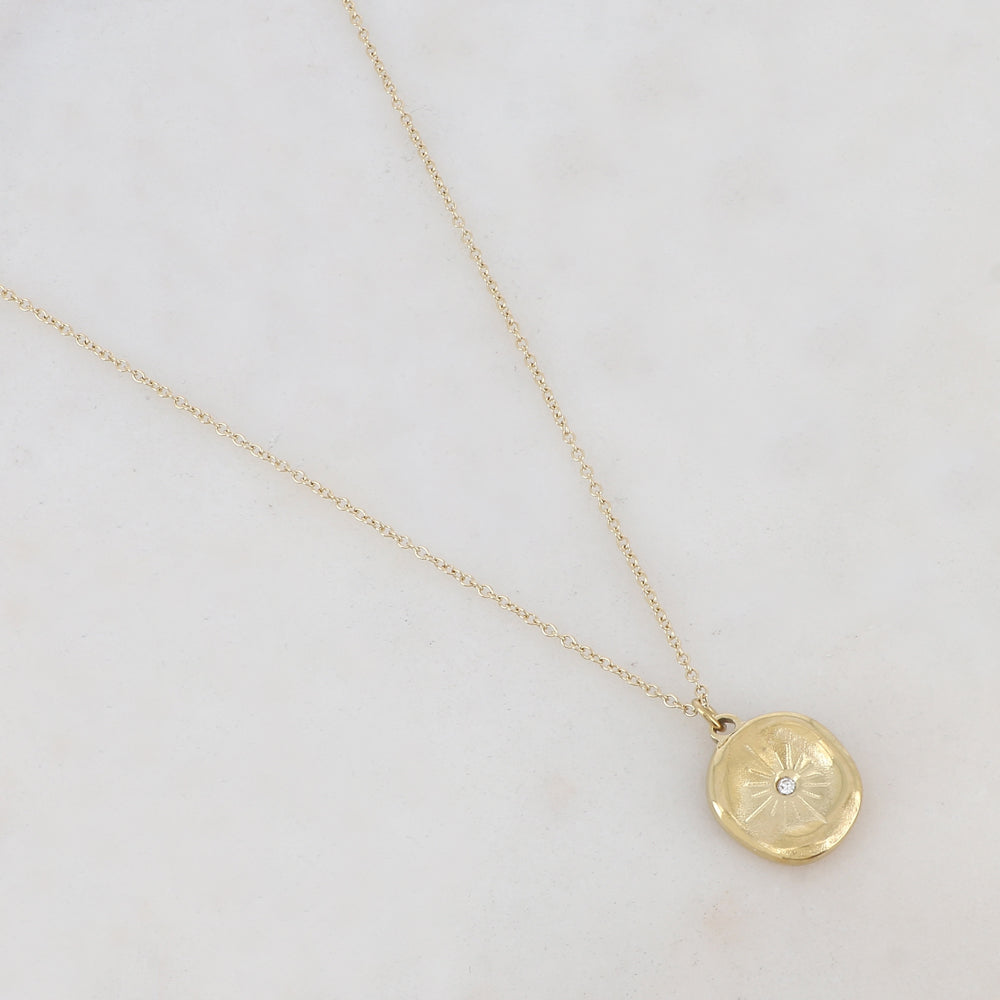 Collier doré avec pendentif rond et strass blanc 41+5 cm