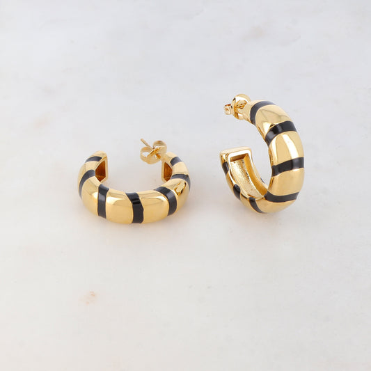 Créoles à puce émaillées, épaisses, lisses et avec effet miroir (2.6CM)