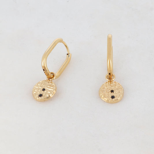 Créoles avec pièce ronde, 2 strass 1,2 x 2,8 cm.