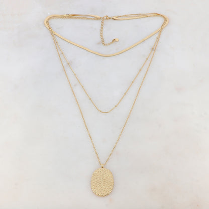 Collier 3 rangs doré avec maille miroir, pendentif ovale, motif graphique 38/50/60+7 cm