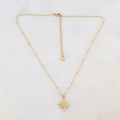 Collier doré avec un pendentif étoile du nord 38+7 cm