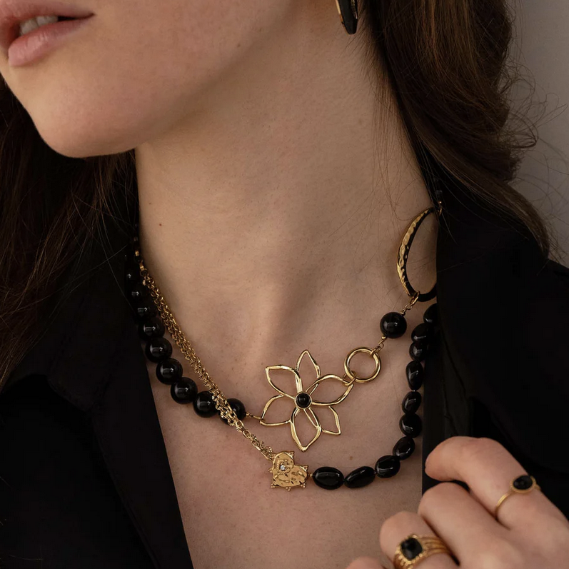 Collier maille Jaseron et chaîne 2 rangs doré avec pierres onyx, pendentif coeur, motif coeur et strass blanc 42+5 cm