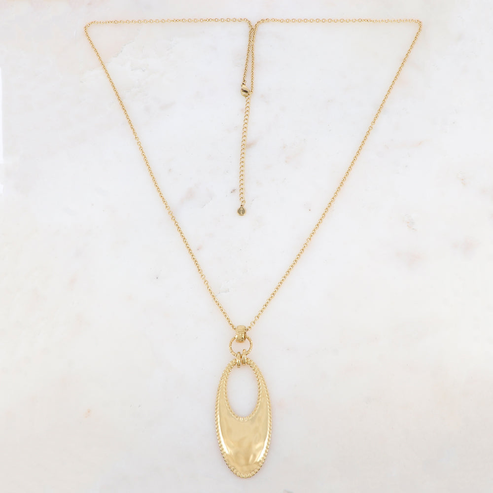 Sautoir doré avec pendentif ovale ajouré 80+7 cm