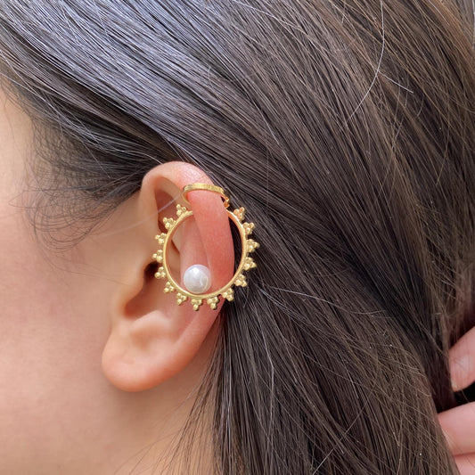 Ear Cuff avec perle d'eau douce 2,6 x 2,5 cm