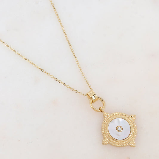 Collier avec pampille ronde et nacre 45+5 cm