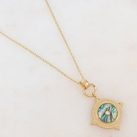 Collier avec pampille ronde nacre verte abalone 45+5 cm