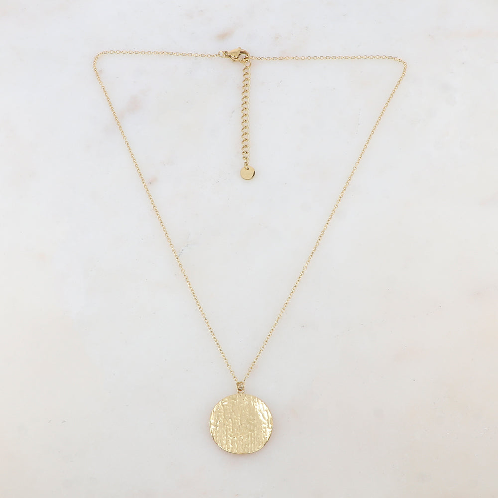 Collier avec pendentif rond style ondulé, effet martelé (40+5CM)