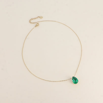 Collier - Pendentif cristal de Swarovski® en forme de goutte - Longueur du collier : 40+5 cm - Dimensions du cristal : 10x14 mm - Majestic green