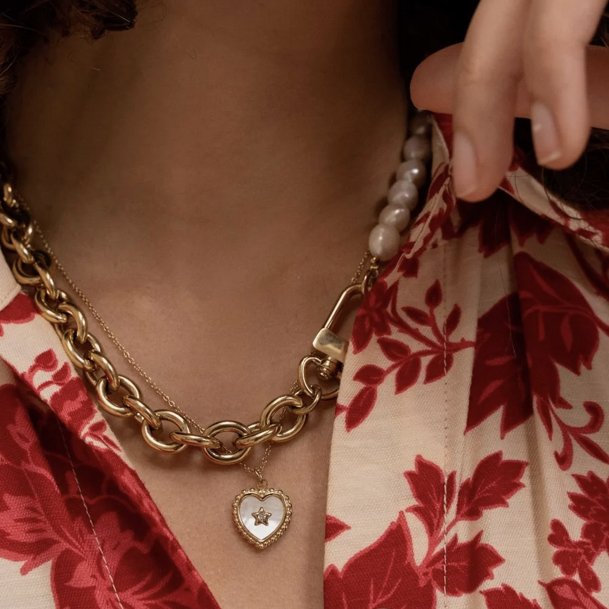 Collier doré avec cœur nacré et étoile 40+5 cm