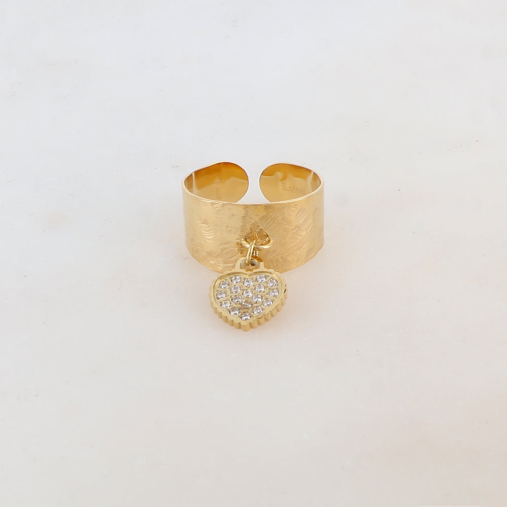 Bague martelée avec pampille cœur et strass