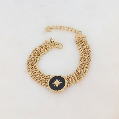 Bracelet en maille trois rangs avec pièce ronde émaillée, étoile