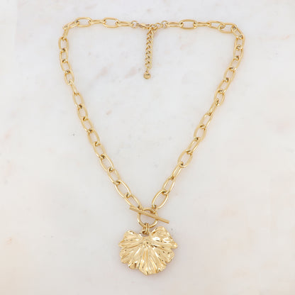 Collier en maille avec pendentif feuille 45+5 cm