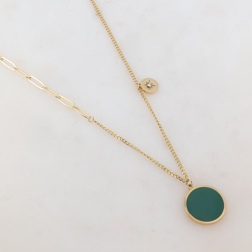 Collier en maille avec pendentif rond émaillé noir, strass, étoile et petite boule 40+5 cm