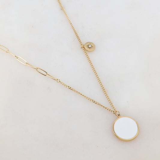 Collier en maille avec pendentif rond émaillé noir, strass, étoile et petite boule 40+5 cm
