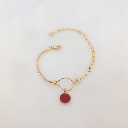 Bracelet en maille avec pièce ronde émaillée, strass, étoile, petite boule et rondelle