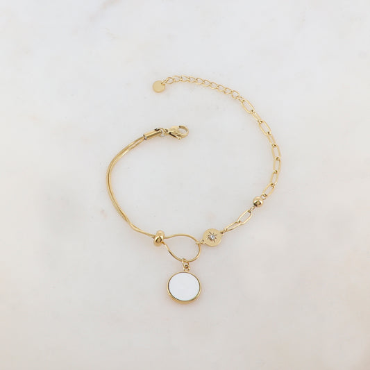 Bracelet en maille avec pièce ronde émaillée, strass, étoile, petite boule et rondelle
