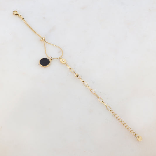 Bracelet en maille avec pièce ronde émaillée, strass, étoile, petite boule et rondelle