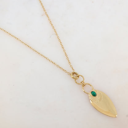 Collier avec pendentif forme géométrique, pierre malachite 60+10 cm