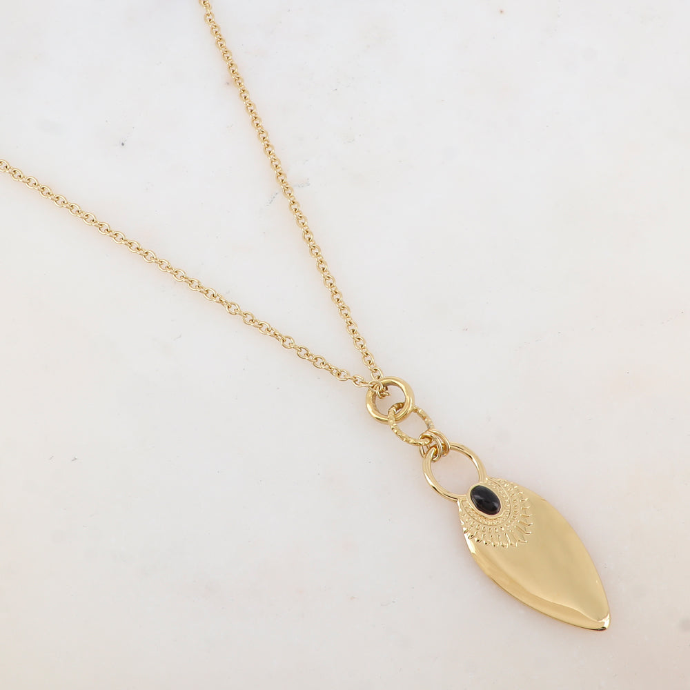 Collier avec pendentif forme géométrique, pierre onyx 60+10 cm